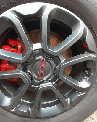 4 Ruote di 16 in lega complete.