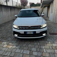 Volkswagen Tiguan R-Line 2.0 tdi 150cv - Bianco