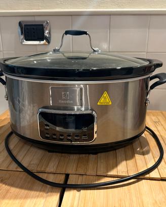 Slow cooker- Electrolux