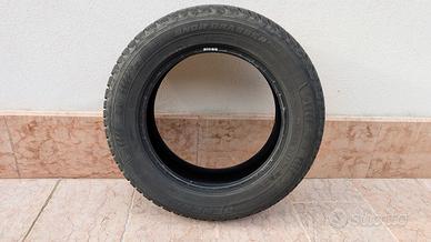 4 Gomme Invernali 215/65 R17 Dacia Duster