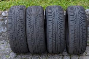 VENDUTE - 4 Continental 235/55 R18 H Invernali