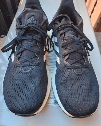 Adidas scarpe da corsa unisex