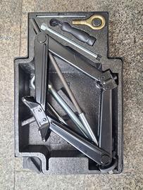 KIT SOLLEVAMENTO E CAMBIO GOMMA FURGONE