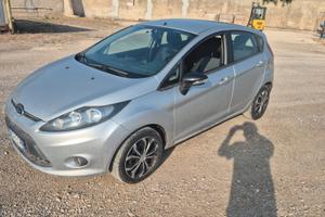Ford Fiesta Ikon 1.4 5 porte Bz.- GPL