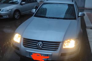 Volkswagen Passat station wagon