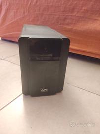 UPS 900W - Gruppo di continuità per computer