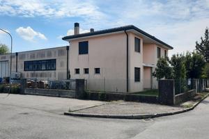 Pontecchio pol., capannone con ufficio e appartame