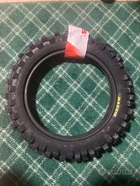 Pneumatico posteriore maxxis