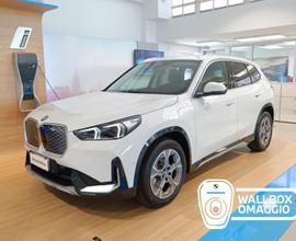 BMW iX1 edrive 20 Special Edition