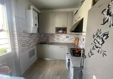 Trilocale ristrutturato con box e cantina