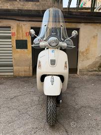 Vespa GTS 300 i.e. – 2009 – 16.819 km