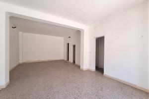 Locale Commerciale Centro Storico Alto