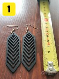 20 modelli di orecchini in legno incisi al laser