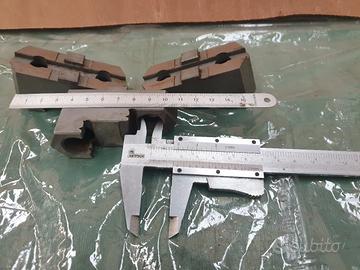 Griffe / morsetti reversibili per mandrino tornio