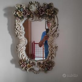 specchio in porcellana decorato
