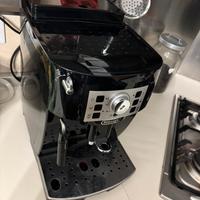 Macchina del caffe  professionale De Longhi Magnif