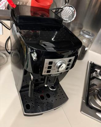 Macchina del caffe  professionale De Longhi Magnif