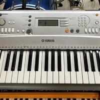 Tastiera Yamaha PSR E303