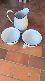 Set da toilette vintage in smaltato
