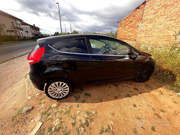 Ford Fiesta 1.4 titanium