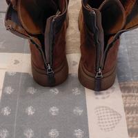 Stivaletto donna scamosciato