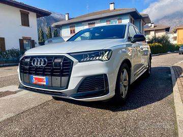Audi Q7 S-line – luglio 2020