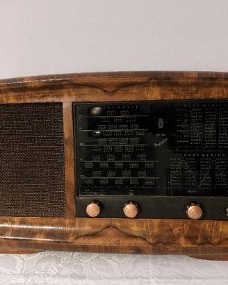 Radio d'epoca Magnadyme 