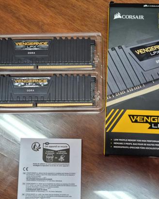 RAM DDR4 Corsair venegance 32GB