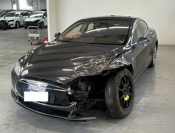 Tesla Model S  85 2015 supercharged illimitate