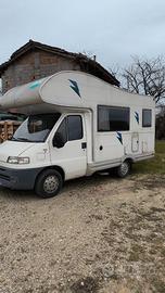 Camper MC Louis 410. Td 19 del 2002