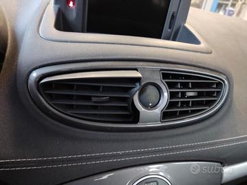 Bocchetta clima centrale RENAULT CLIO del 2011