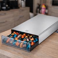 una Nespresso Vertuo Next
 più porta capsule 