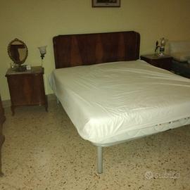 mobili di antiquariato