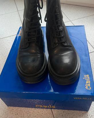 Anfibio ragazza in VERA PELLE