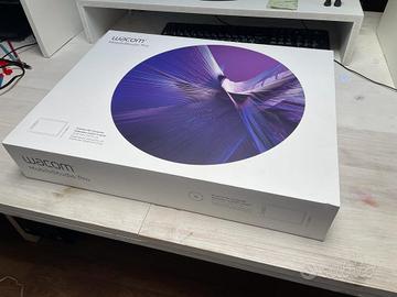 Laptop pc Wacom Mobilestudio Pro 16 con Pro Pen 2