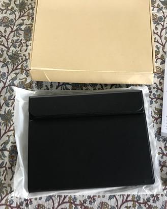 Cover iPad 10,9" con predisposizione per Tastiera