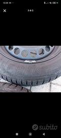 4 gomme da neve più cerchi in ferro, misura 185/60