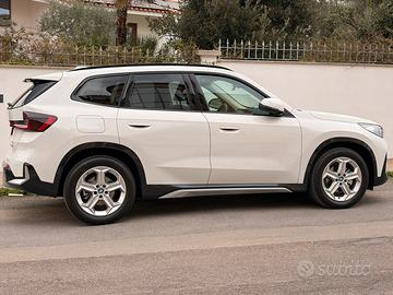 Bmw iX1 edrive 20 Xline