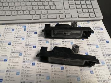 Fanalini targa Dx e Sx Toyota Corolla