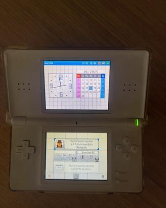 Nintendo DS con cover piu gioco e caricabatteria