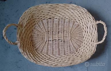 Cesto in vimini beige chiaro