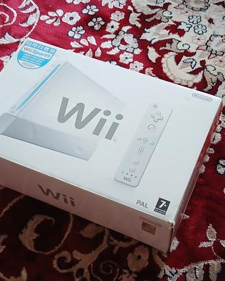  NINTENDO WII NUOVA +WII FIT +SCHEDA CON 80 GIOCHI