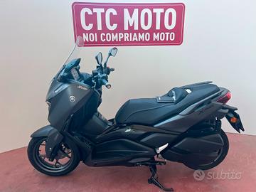 Yamaha X-Max 300 Tech Max 2026 1 km pari al nuovo