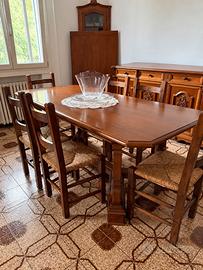 Tavolo da pranzo in legno con 6 sedie impagliate