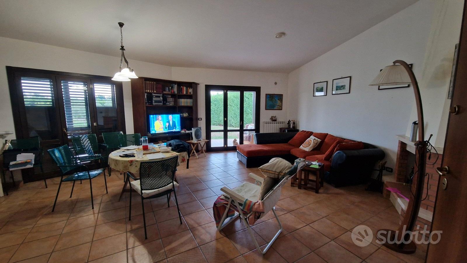 Villa indipendente con grande giardino - Vista 5