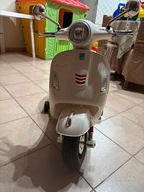 Vespa piaggio per bambini