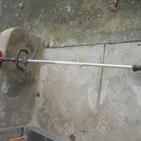 decespugliatore per giardino