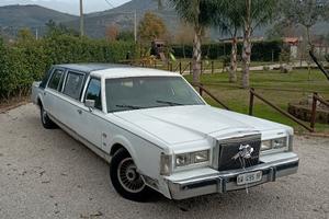 FORD LINCON LIMOUSINE 1988
