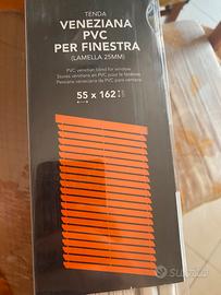 Tenda Veneziana PVC per finestra