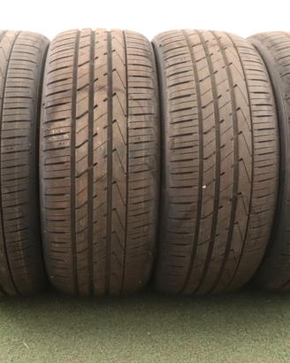 Gomme Hankook Ventus S1 evo2 235 50 19 estate